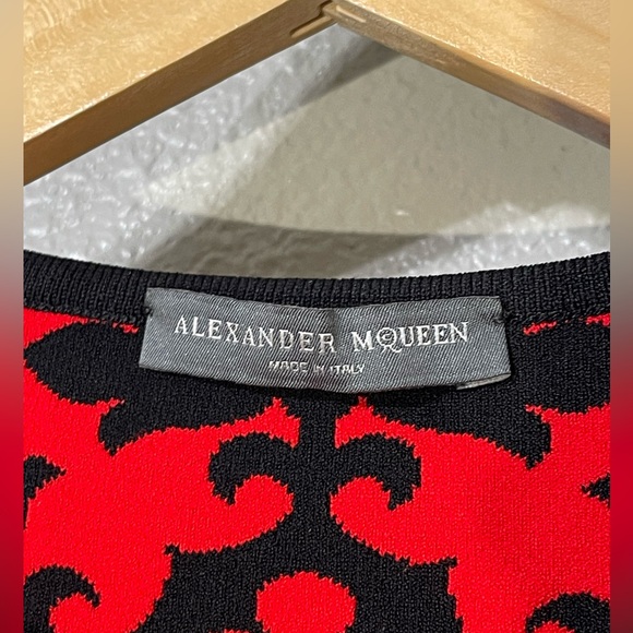 Alexander McQueen Red and Black Patterned Dress - Size S/XS - Picture 2 of 3